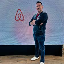CONOCE EL NEGOCIO DEL AIRBNB CON UN EMBAJADOR DE LA EXITOSA EMPRESA DE ALQUILER DE INMUEBLE.