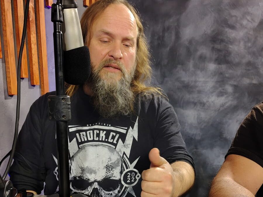 WOLF ABRE “LAS PUERTAS DE LA LOCURA” CON SU NUEVO SINGLE