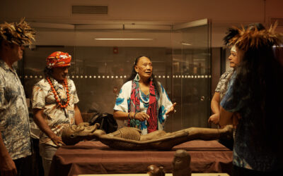 ARCHIVO VIVO: CULTORES DE LA ISLA DAN NUEVAS LECTURAS A LA COLECCIÓN RAPANUI